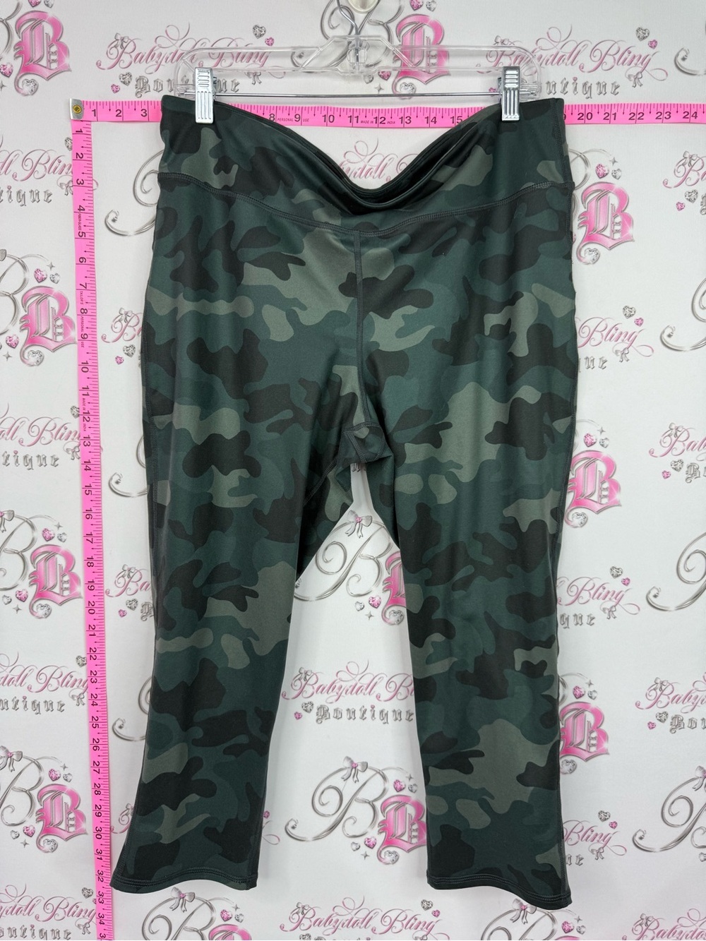 GAP capri camouflage Women's Green Camo Capris